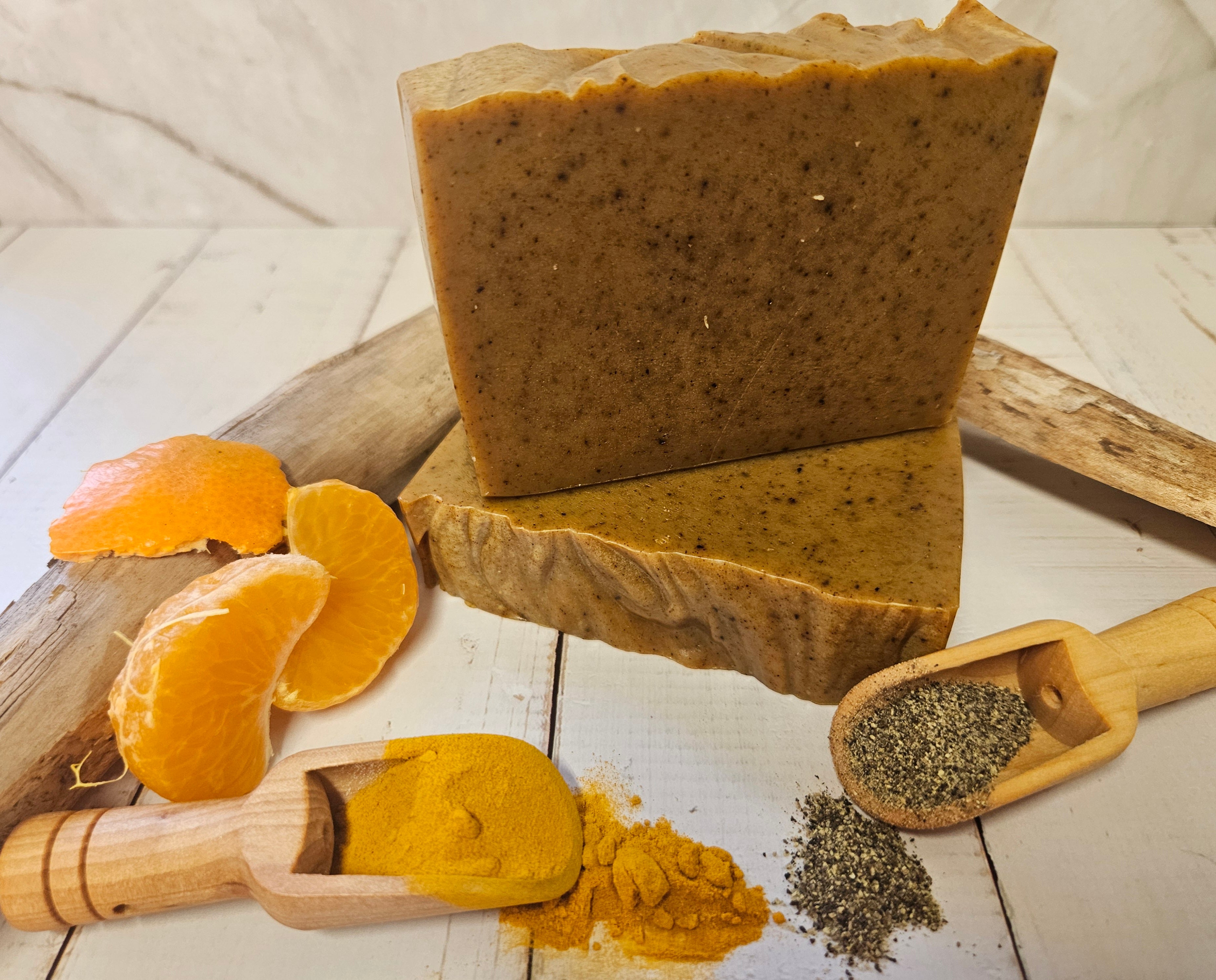 Sweet Orange and Musk with Turmeric and Black Pepper