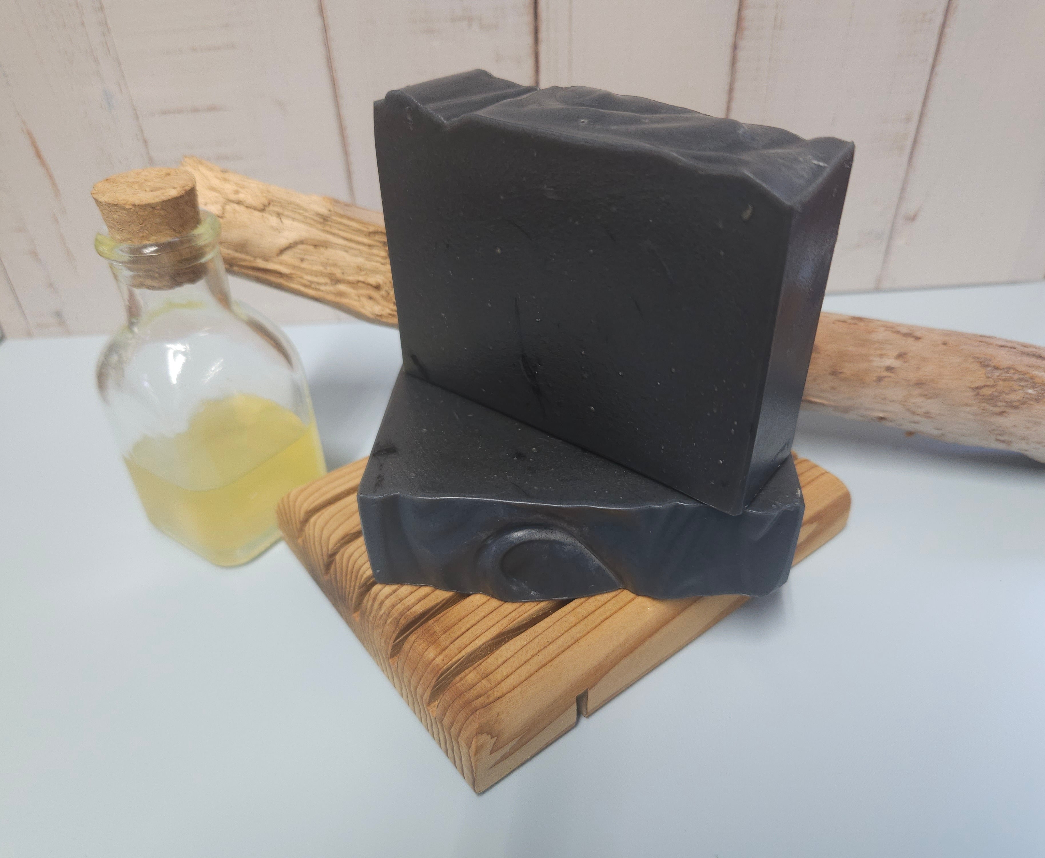 Tea Tree & Activated Charcoal